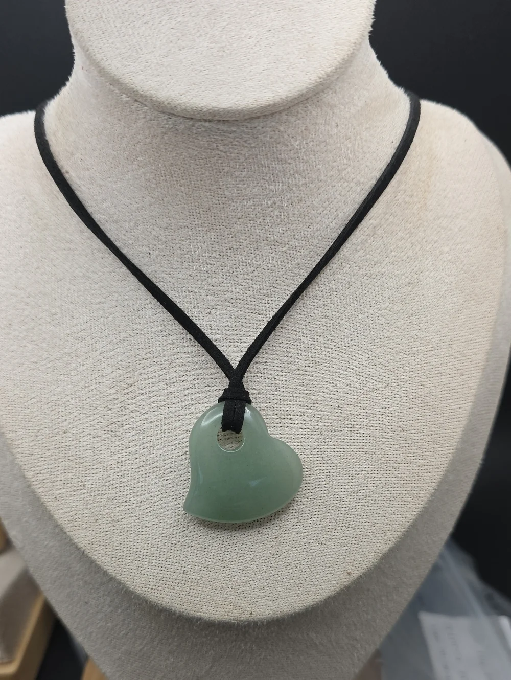 Green Heart Jade Pendant Necklace (2487)